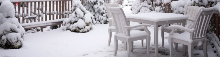 Wetterfeste Gartenmöbel: So schützen Sie Ihre Gartenmöbel vor Sonne, Regen und Schnee